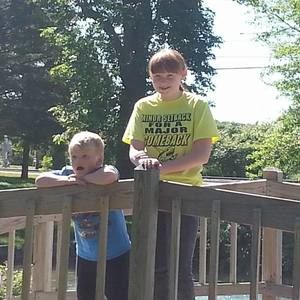 Meet your Posher, Elizabeth